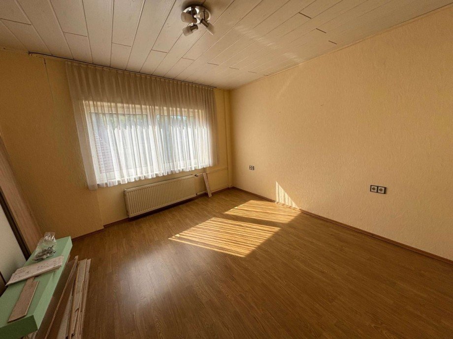 Zimmer 1 OG Zweifamilienhaus Callbach
