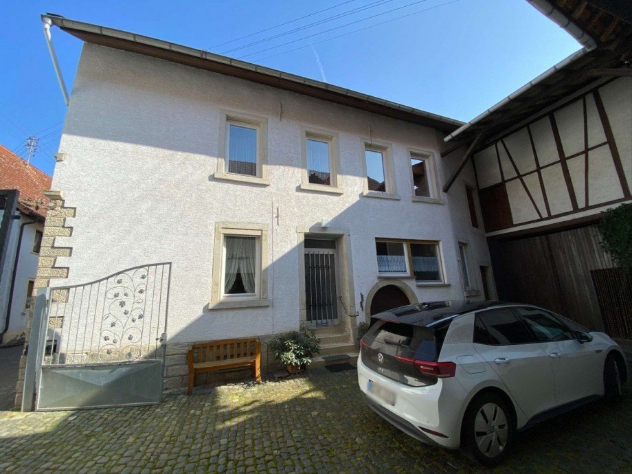 Ansicht Eingang Bauernhaus Monzingen