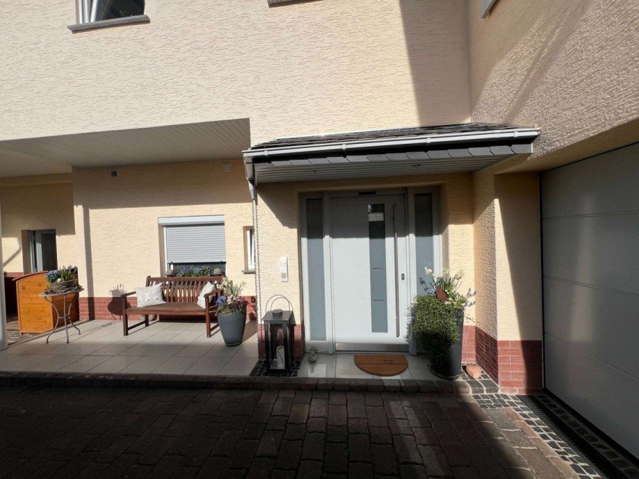Eingang Haus 2 Zweifamilienhaus H�ffelsheim
