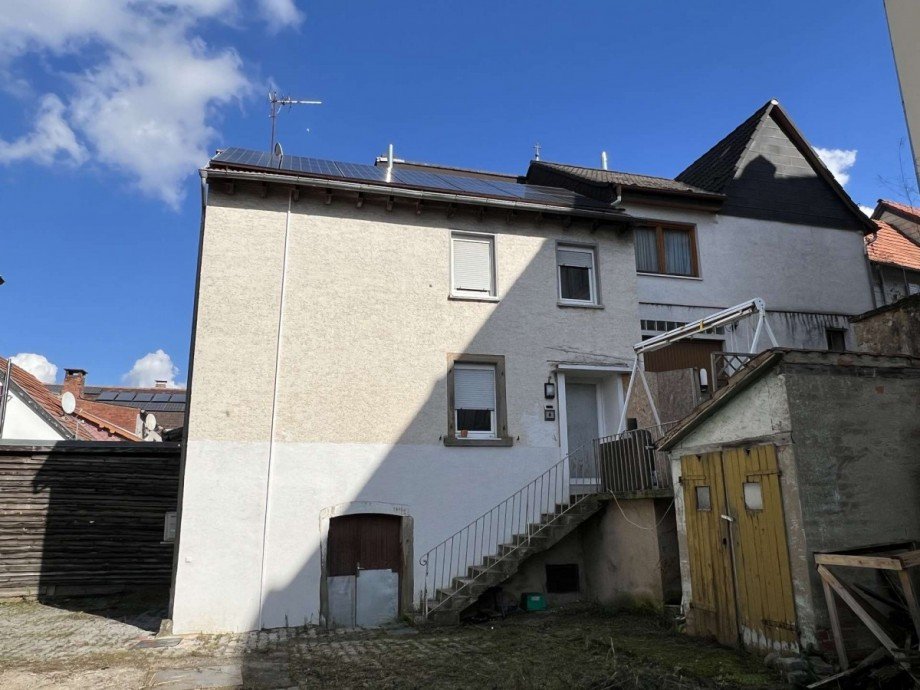 Seitenansicht Hinterhaus Zweifamilienhaus Obermoschel