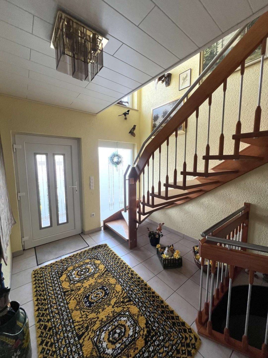 Treppenhaus Zweifamilienhaus Meddersheim