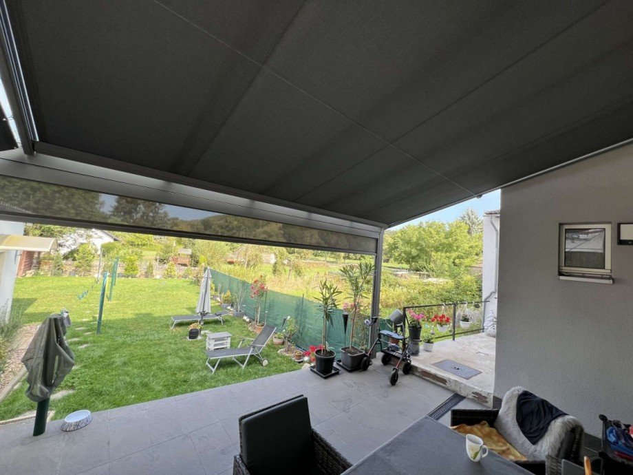 Ausblick von Terrasse in Garten Haus Staudernheim