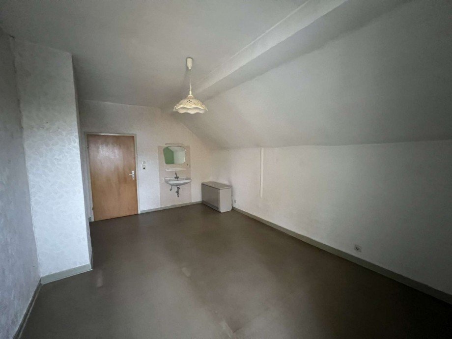 Schlafzimmer DG Einfamilienhaus Feilbingert