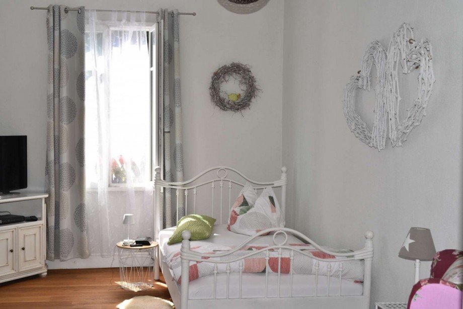 Schlafzimmer 1 Villa Bad Sobernheim
