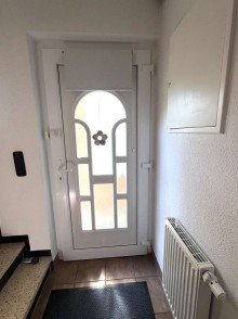 Eingangst�r EG Top-Gelegenheit! Gepflegtes Ein-Zweifamilienhaus mit sch�nem Garten in Meisenheim zu verkaufen.