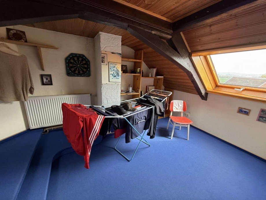 Zimmer 2 DG Zweifamilienhaus Meddersheim