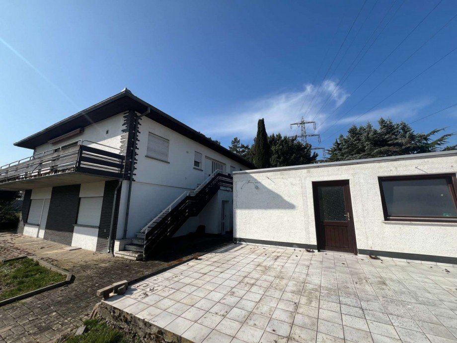 R�ckansicht mit Anbau an die Garage Bungalow Bad Kreuznach-Winzenheim