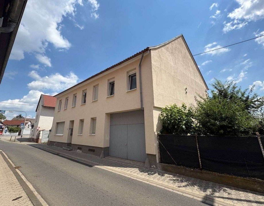 Ansicht seitlich Mehrfamilienhaus Bad Kreuznach-Winzenheim