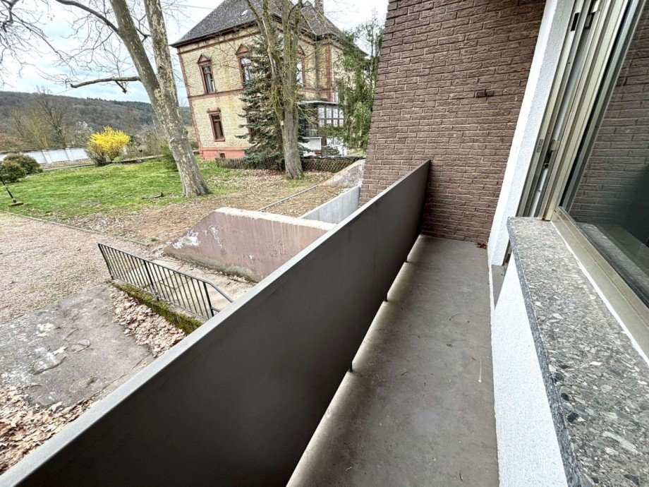Balkon zu Zimmer 2 Einfamilienhaus Bad Sobernheim