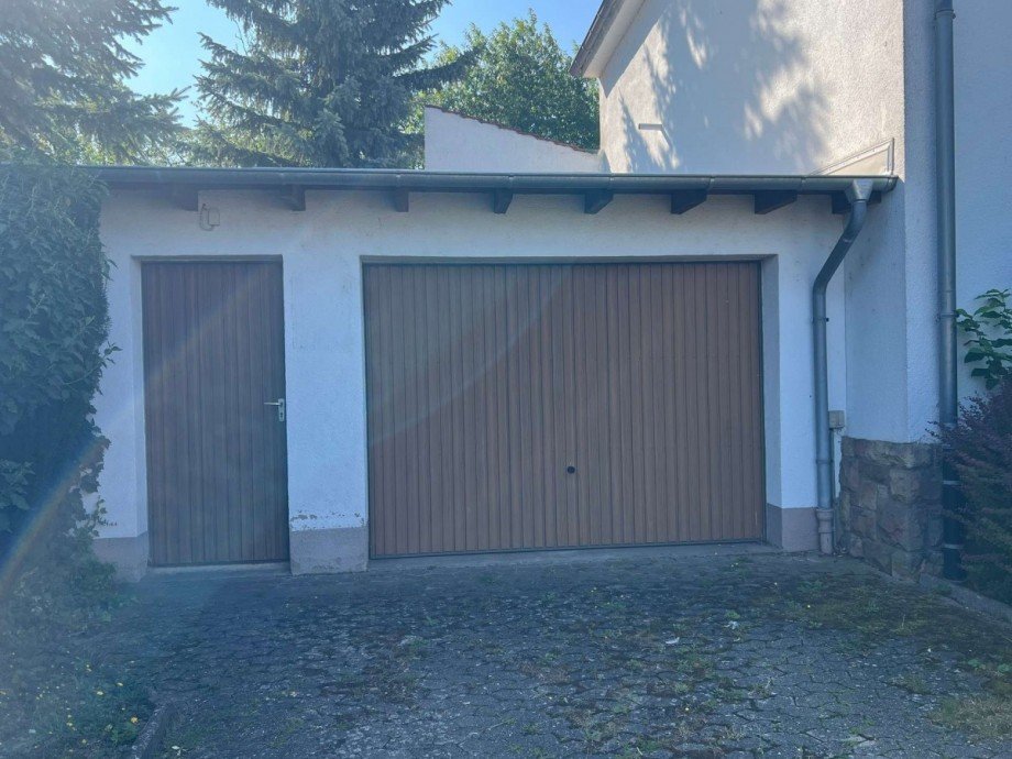 Garage Mehrfamilienhaus H�ffelsheim