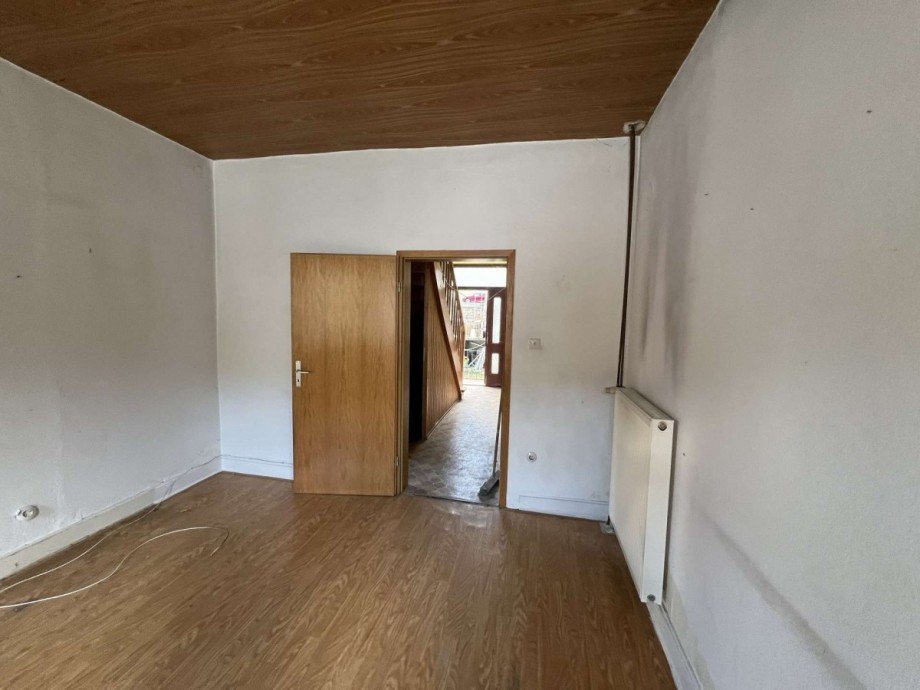 Zimmer 3 EG Zweifamilienhaus Obermoschel