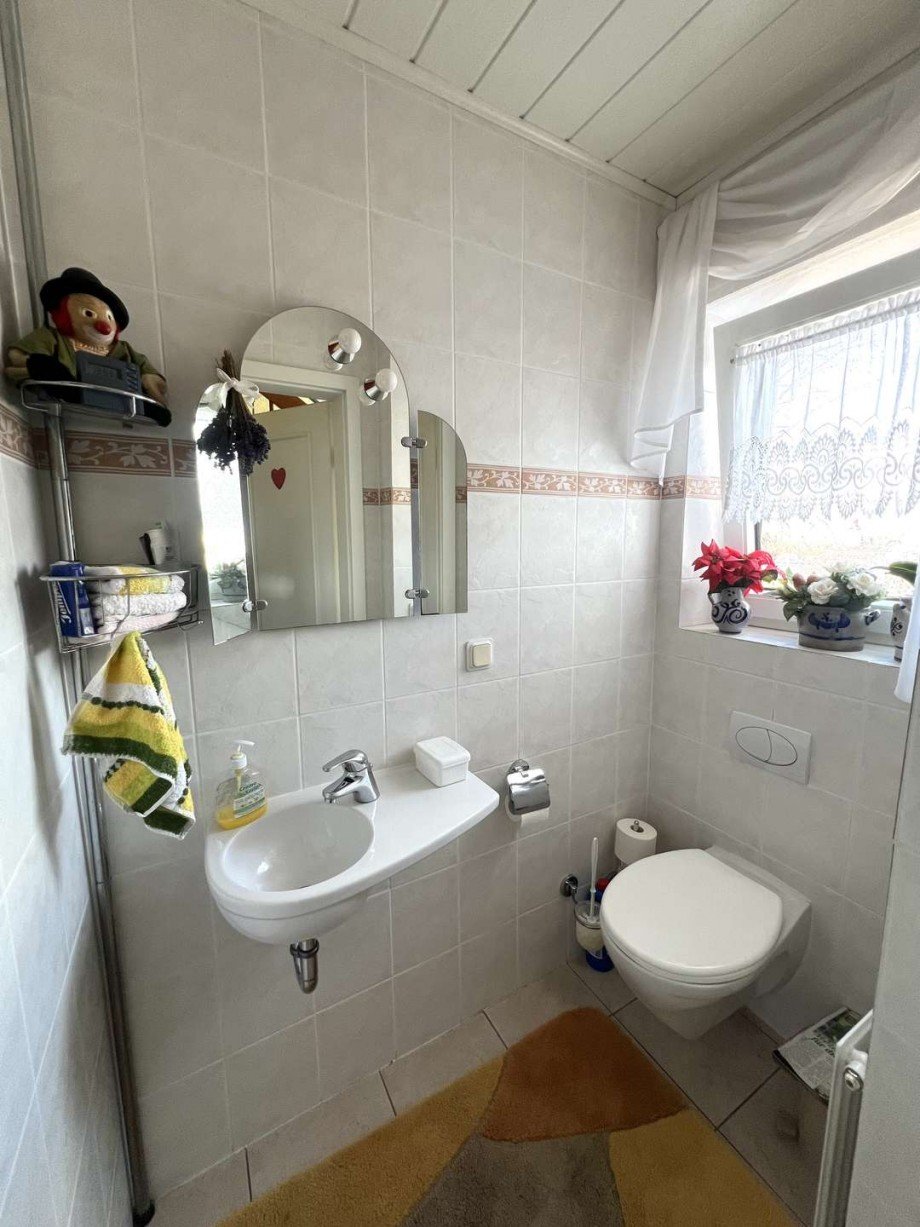 G�ste WC Zweifamilienhaus Meddersheim