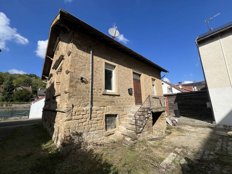 R�ckansicht Einfamilienhaus Obermoschel