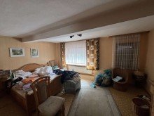 Zimmer 1 OG Haus 2 PREISREDUZIERUNG!2 H�user zu einem Preis mit gro�em Grundst�ck in Randlage von Aschbach zu verkaufen