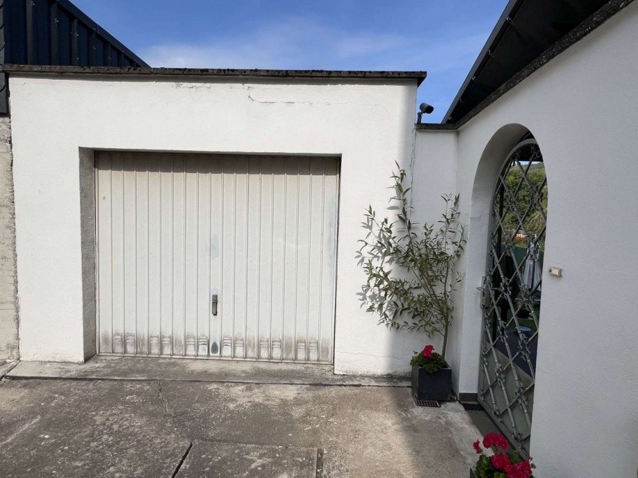 Gargae und Seiteneingang zu Haus Haus Staudernheim