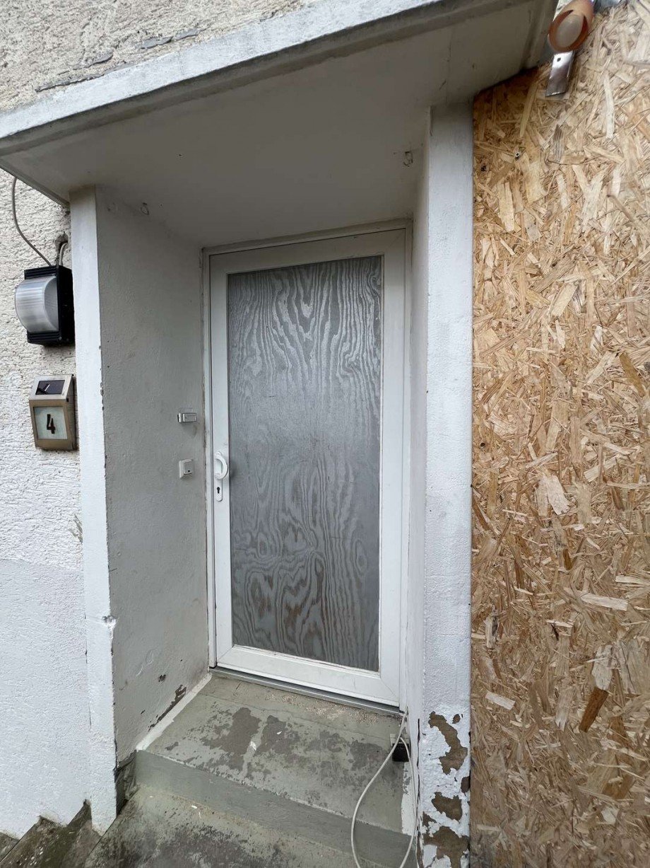 Haust�r Zweifamilienhaus Obermoschel