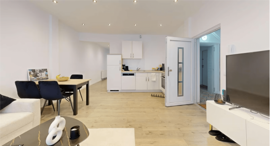Erdgeschoss rechts Wohnzimmer +K�che Mehrfamilienhaus Bad Kreuznach-Winzenheim