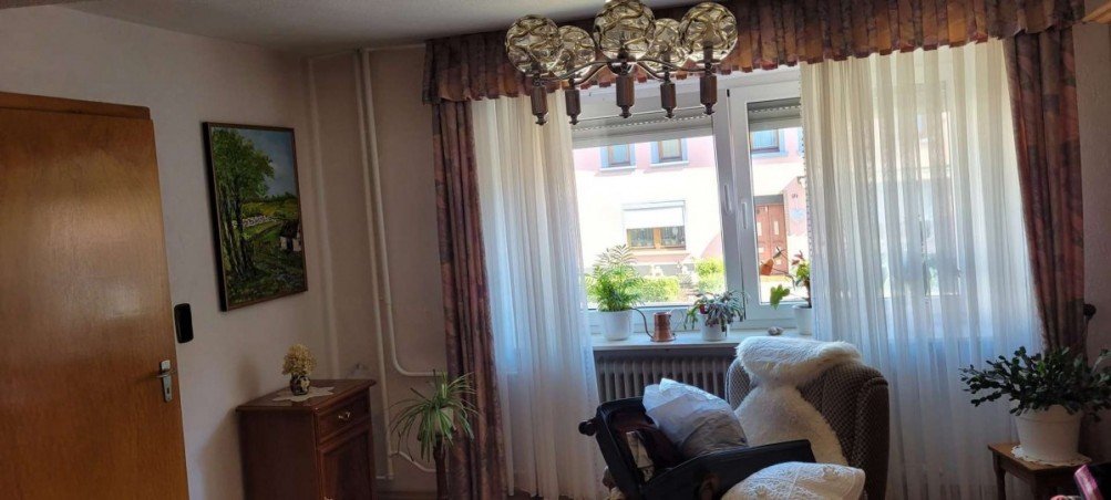 Wohnen EG Einfamilienhaus Desloch
