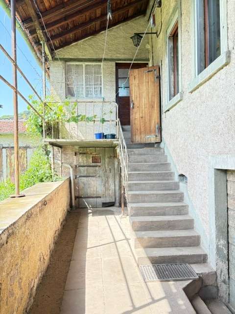 Aufgang aus dem Hof Einfamilienhaus Bockenau