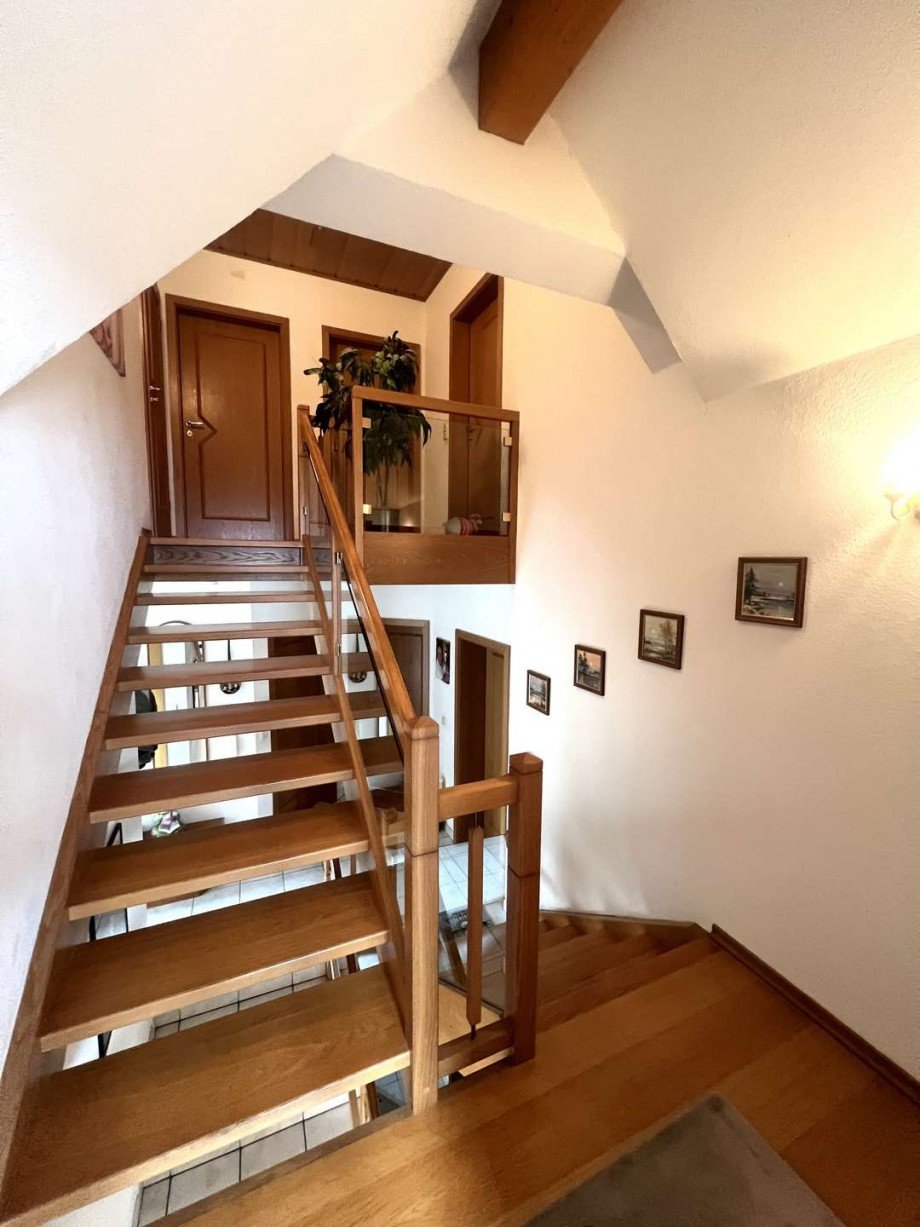 Treppe ins DG Einfamilienhaus Obermoschel