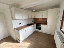 Einbauk�che OG Vorderhaus Erstbezug nach Renovierung! 2 Zimmer, K�che mit EBK, Bad in Nu�baum zu vermieten!