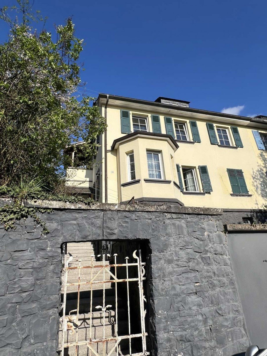 Hausvorderansicht Mehrfamilienhaus Kirn