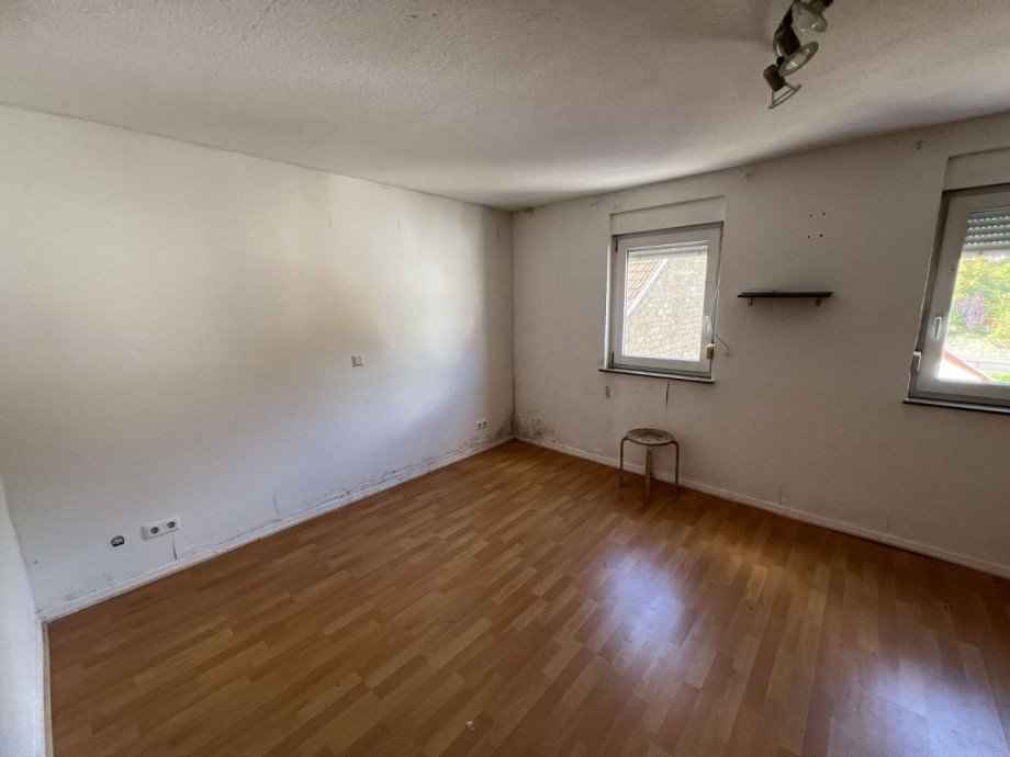 Zimmer 1 OG Zweifamilienhaus Obermoschel