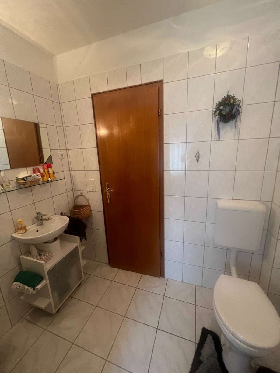 G�ste-WC EG Haus Bruschied