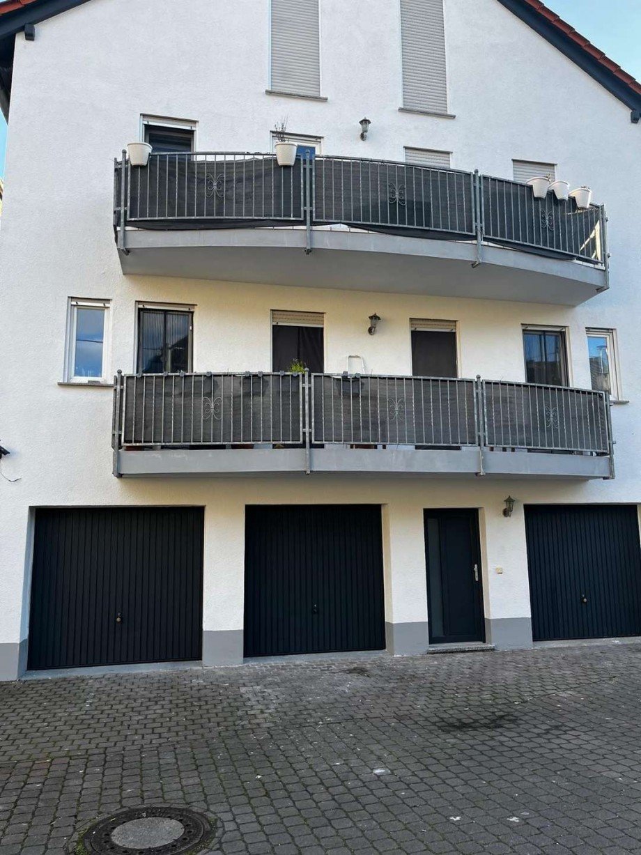 R�ckansicht mit Balkone Wohnung Bad Kreuznach