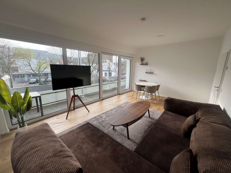 Wohn- und Esszimmer Bad Kreuznach Etagenwohnung Top-Gelegenheit! M�bilierte 2 Zimmer Wohnung mit Balkon in Bad Kreuznach zu vermieten