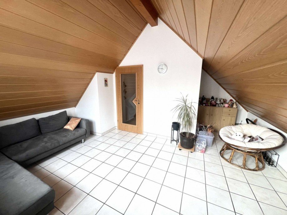 Zimmer 1 DG Einfamilienhaus Obermoschel