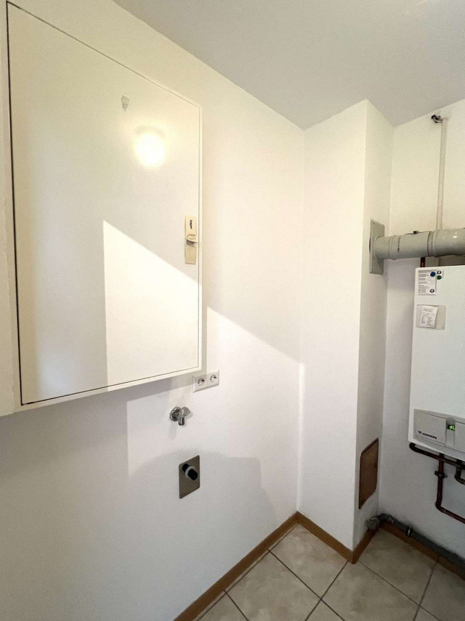 Elektrokasten im HWR EG Doppelhaush�lfte Monzingen