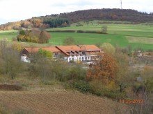 Hausansicht Top-Gelegenheit! Gro�z�giger Wohnraum in ruhiger, zentraler Lage von Waldb�ckelheim zu verkaufen!