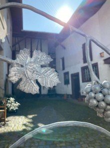 Impression Preisreduzierung! Bauernhaus und idyllischem Innenhof, Scheune und Nebengeb�uden