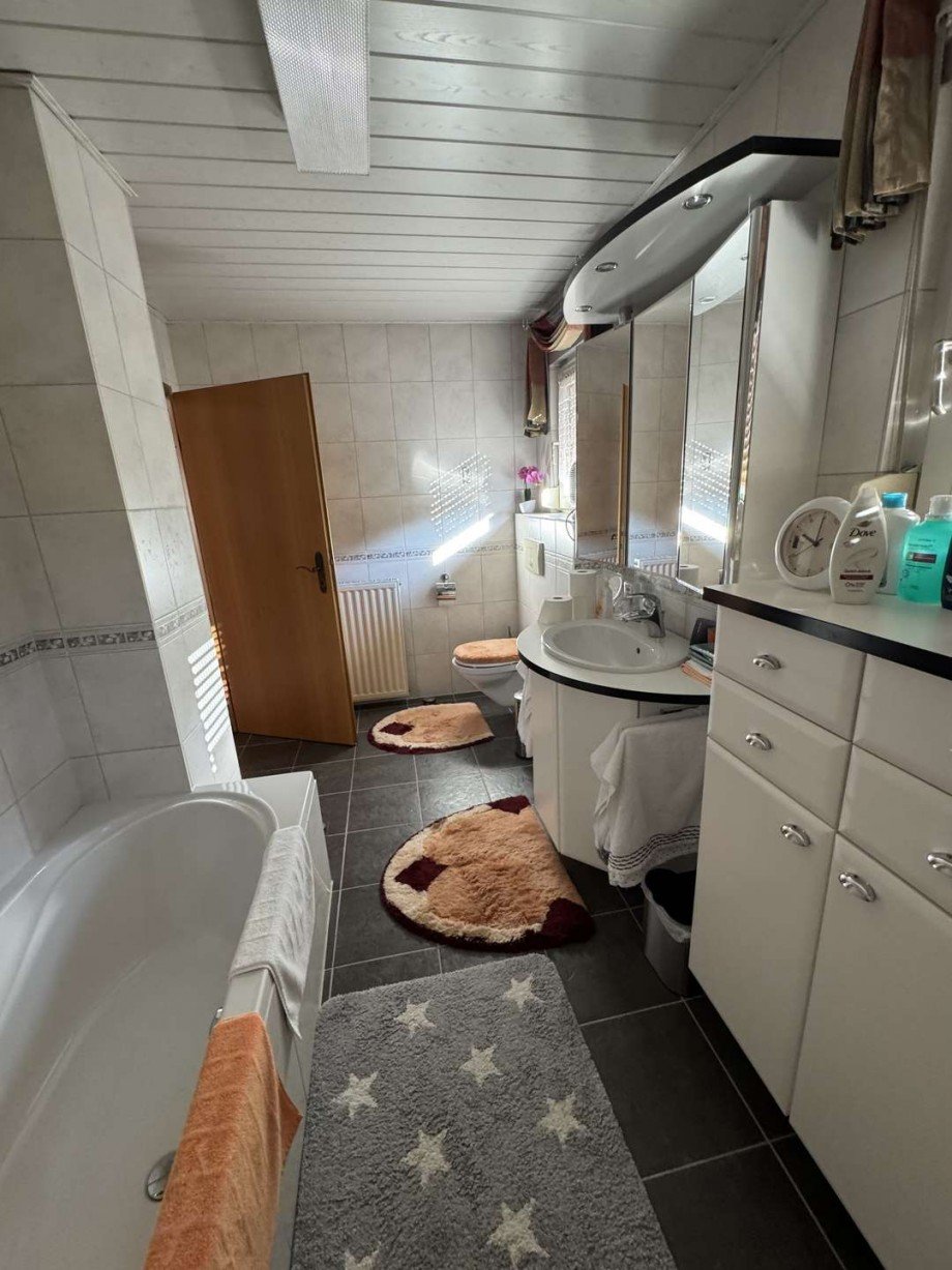 Bad DG Einfamilienhaus Lauterecken