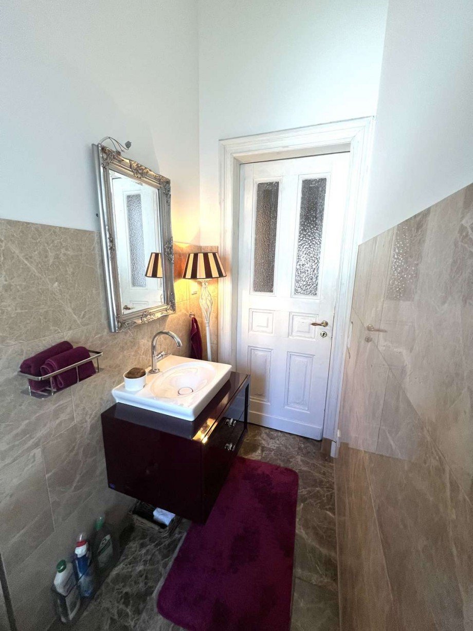 G�ste WC OG Villa Wuppertal
