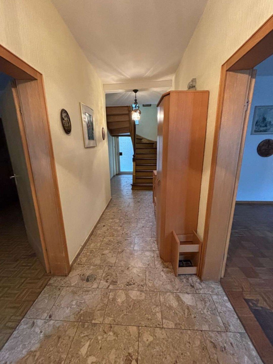 Flur EG Einfamilienhaus Meddersheim
