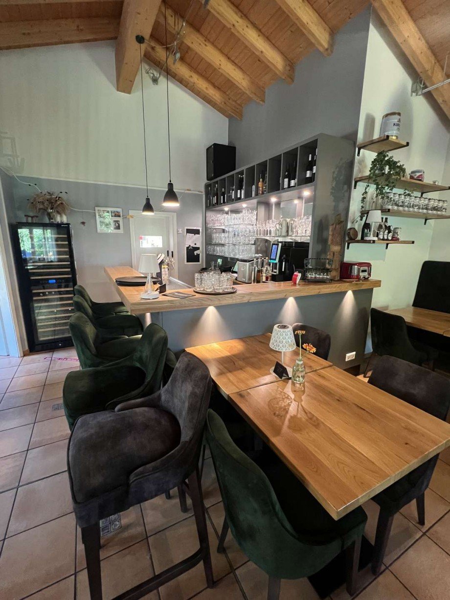 Gastraum mit Theke Gastronomie Bad Sobernheim