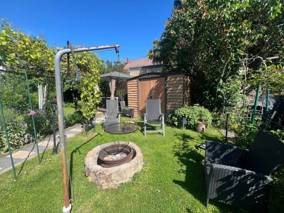 Feuerstelle im Garten Mehrfamilienhaus Bad Sobernheim