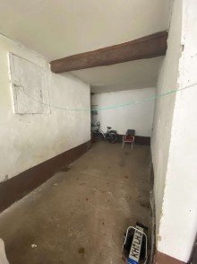 Garage Preisreduzierung! Bauernhaus und idyllischem Innenhof, Scheune und Nebengeb�uden