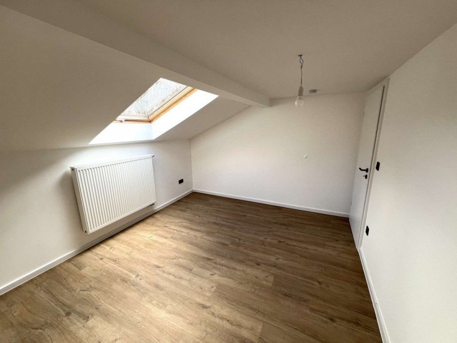 Schlafen 2 DG Dachgeschosswohnung Nu�baum