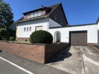 Hauptbild Top-Gelegenheit! Gepflegtes Ein-Zweifamilienhaus mit schönem Garten in Meisenheim zu verkaufen.