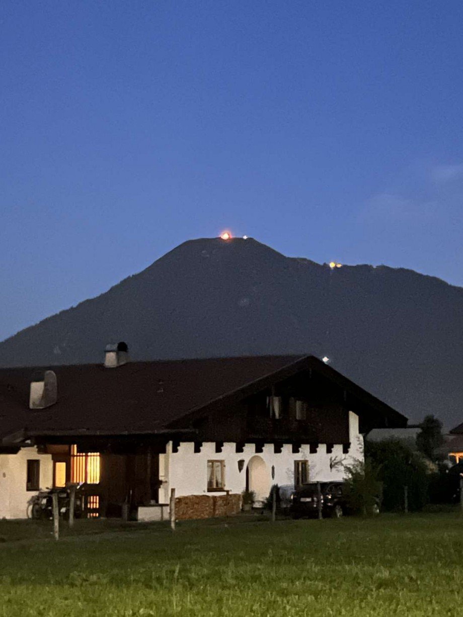 Blick bei Nacht Doppelhaush�lfte Bad Wiessee