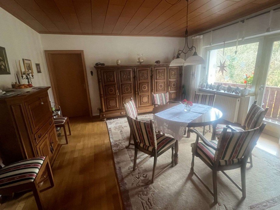 Wohn- und Esszimmer EG Haus Bruschied
