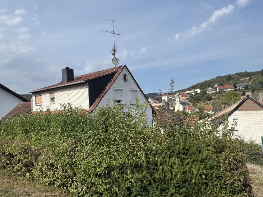 R�ck-Seitenansicht Einfamilienhaus Lauterecken