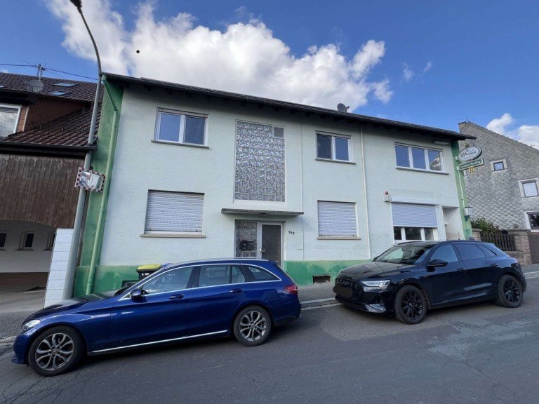 Hausansicht Becherbach Mehrfamilienhaus TOP-GELEGENHEIT! Mehrfamilienhaus in 67827 Becherbach bei Meisenheim am Glan zu vermieten!