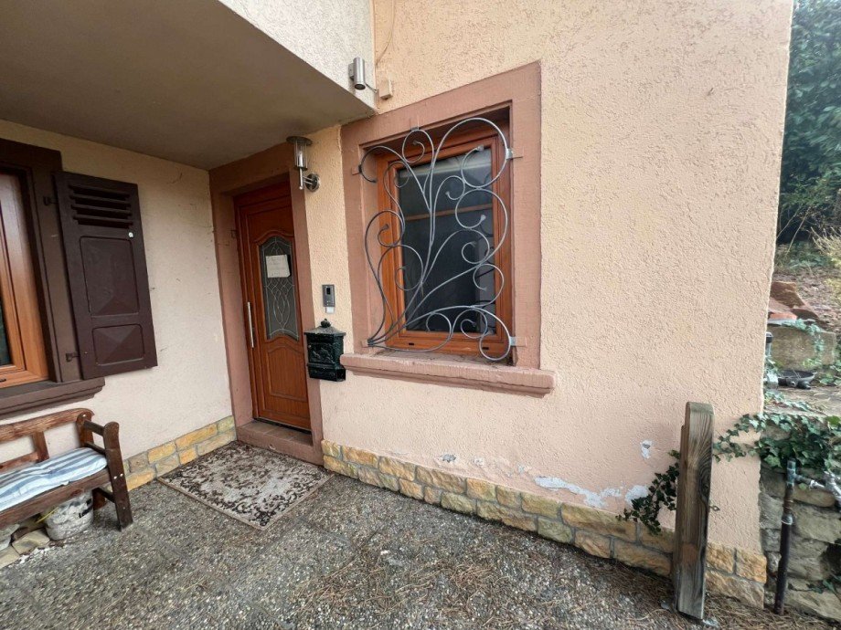 Zweiter Eingang zu Hinterhaus von vorne Renditeobjekt Odernheim