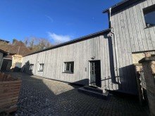 Seitenansicht Hinterhaus Erstbezug nach Renovierung! 2 Zimmer, K�che mit EBK, Bad in Nu�baum zu vermieten!