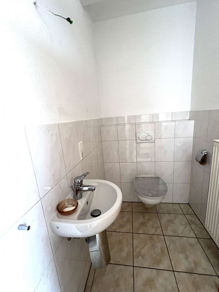 G�ste WC EG Doppelhaush�lfte Monzingen