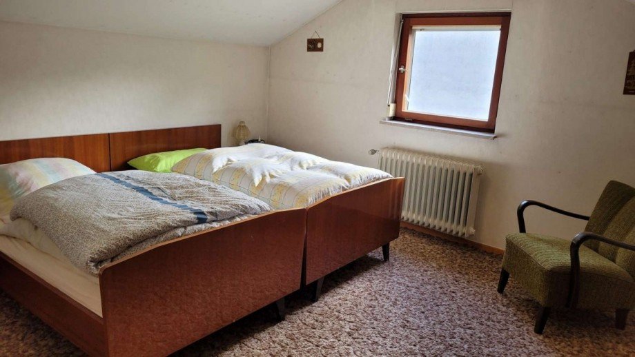 Schlafen 1 DG Einfamilienhaus Neu- Bamberg